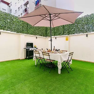  Apartamento Bajo Urbano Boutique En Carlos Haya Con Terraza Y Parking